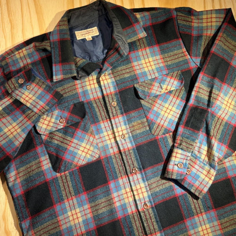 70s 80s Arrow Sportswear Men Vintage Plaid Flannel shirt Size L